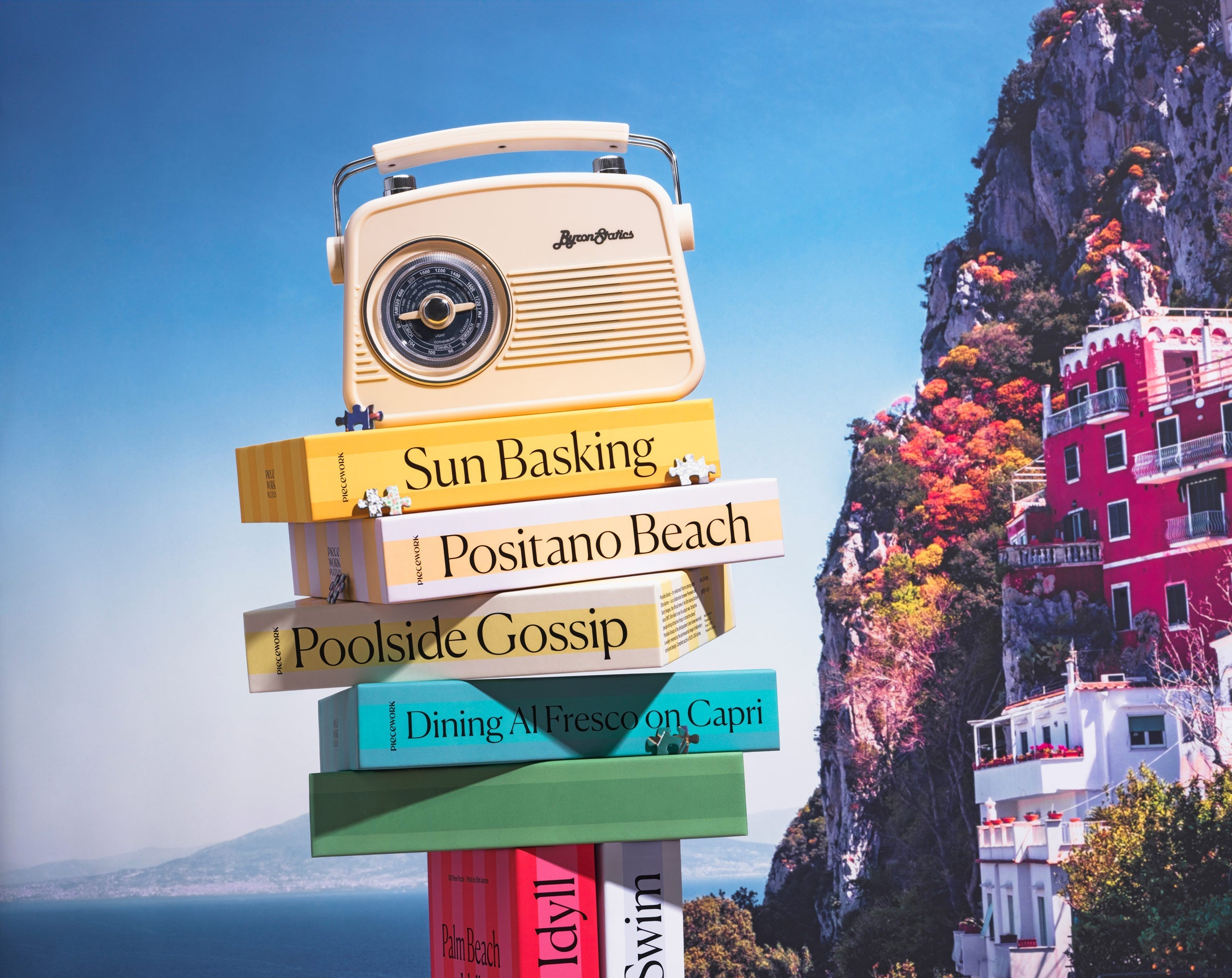 める太郎さま　専用です。SLIM AARONS 写真集 2冊セット Amazon.com: Slim Aarons: The Essential Collection: Poolsides