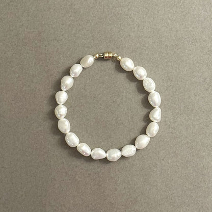 Chubby Pearls Bracelet