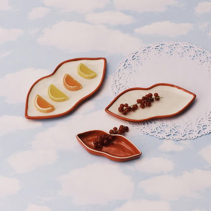 Lip Serving Dishes, Set of 3
