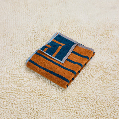 Warbler Hand Towel