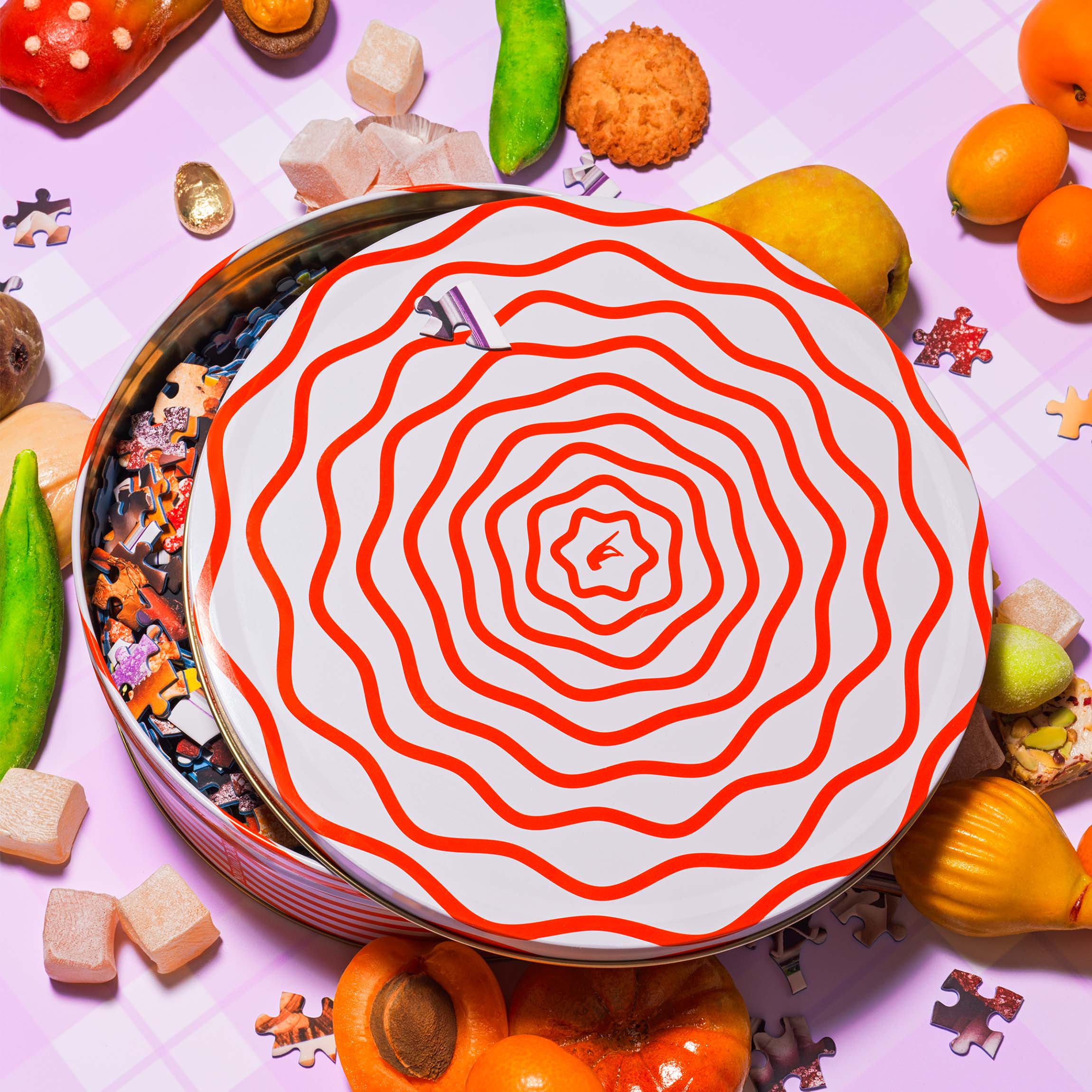sugar-plum-cookie-tin-puzzle-